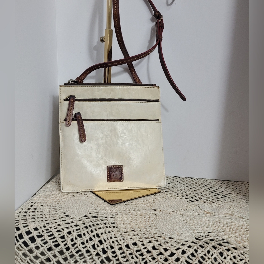Donney & Burke Cream Florentine Leather Triple Zipper Crossbody